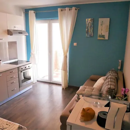 Kety Apartamento *